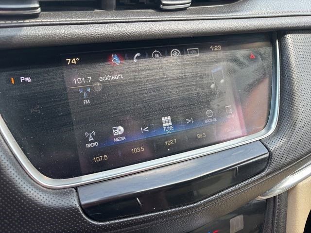 Used 2017 Cadillac XT5 FWD w/ LPO, Wheel Lock Package image 21