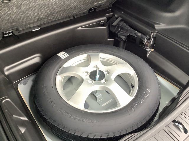 New 2025 Jeep Grand Cherokee Altitude image 31