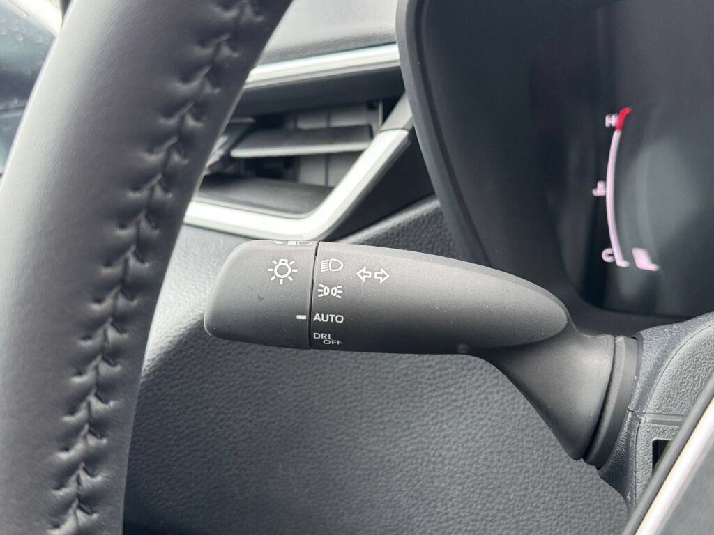 New 2026 Toyota Corolla SE FWD image 17