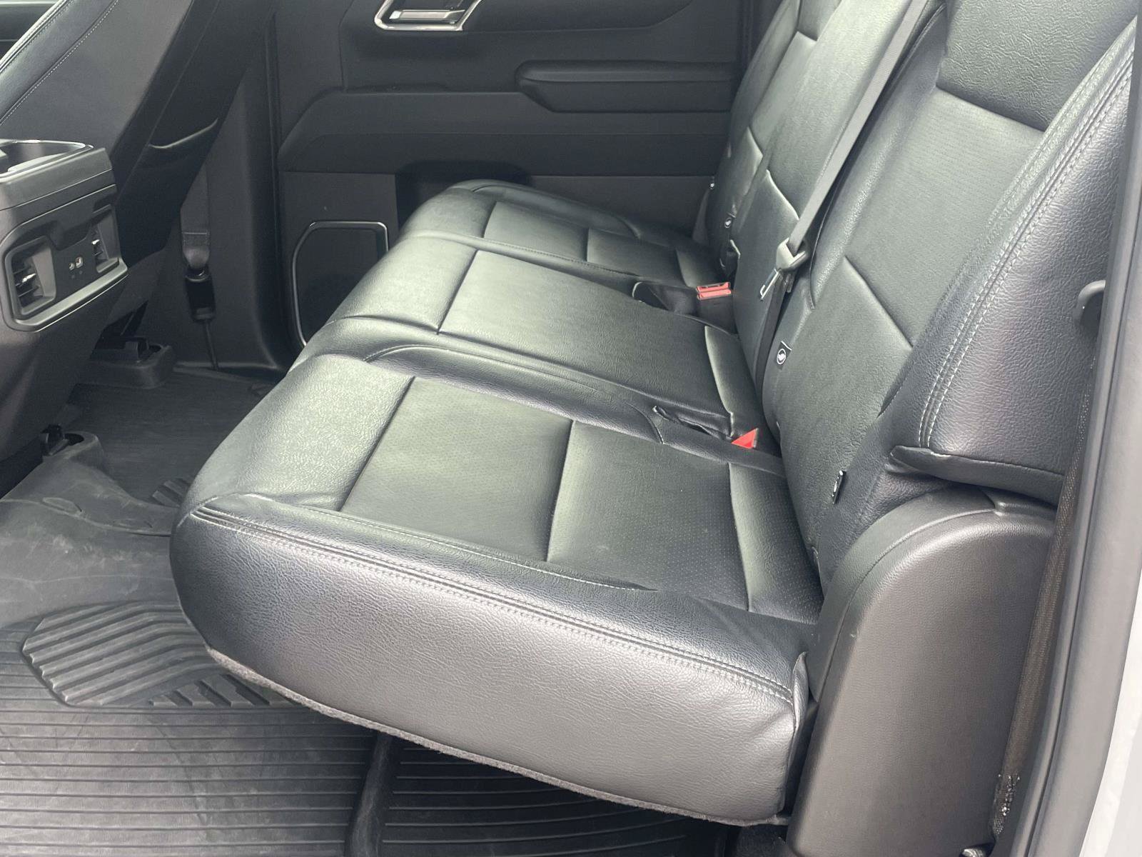 Used 2024 Chevrolet Silverado 1500 LT Trail Boss w/ Convenience Package II AWD/4WD image 10