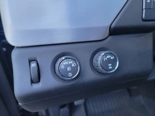 Used 2018 GMC Yukon XL SLE image 13