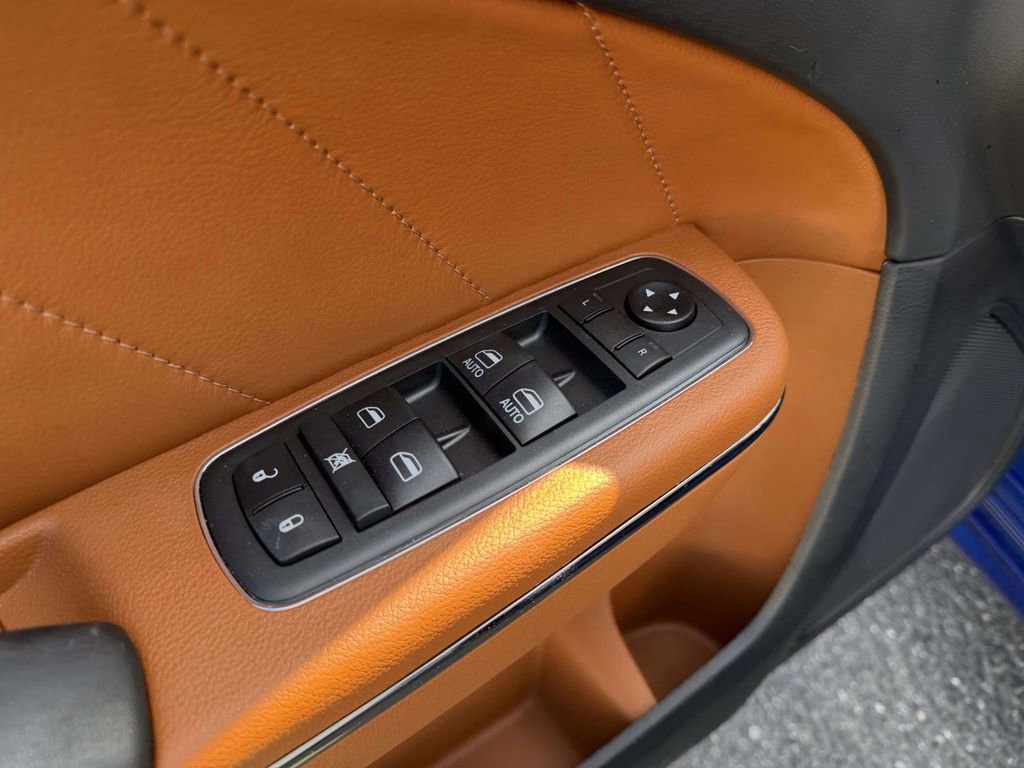 Used 2021 Dodge Charger SRT Hellcat image 28
