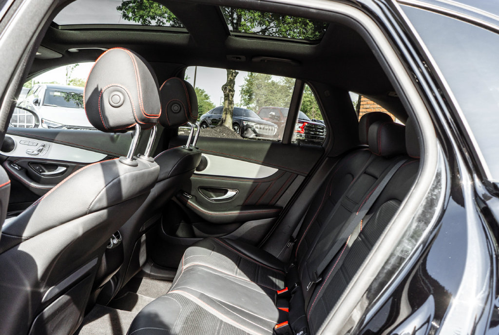 Used 2022 Mercedes-Benz GLC 43 AMG 4MATIC image 26