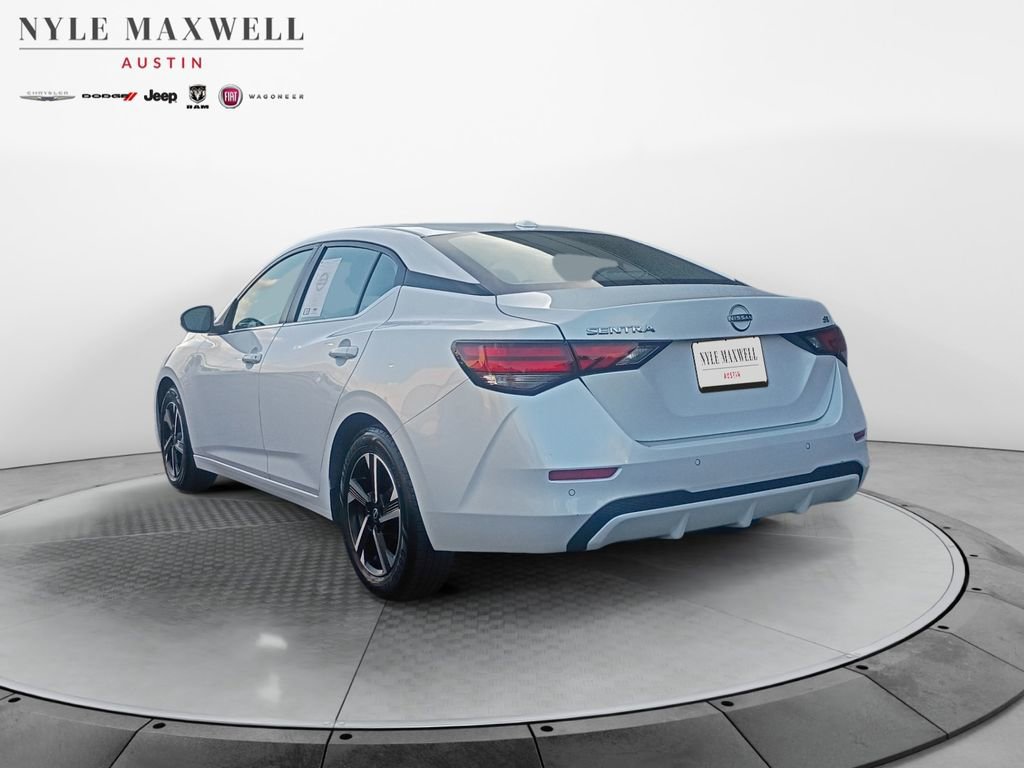 Used 2024 Nissan Sentra SV FWD image 14