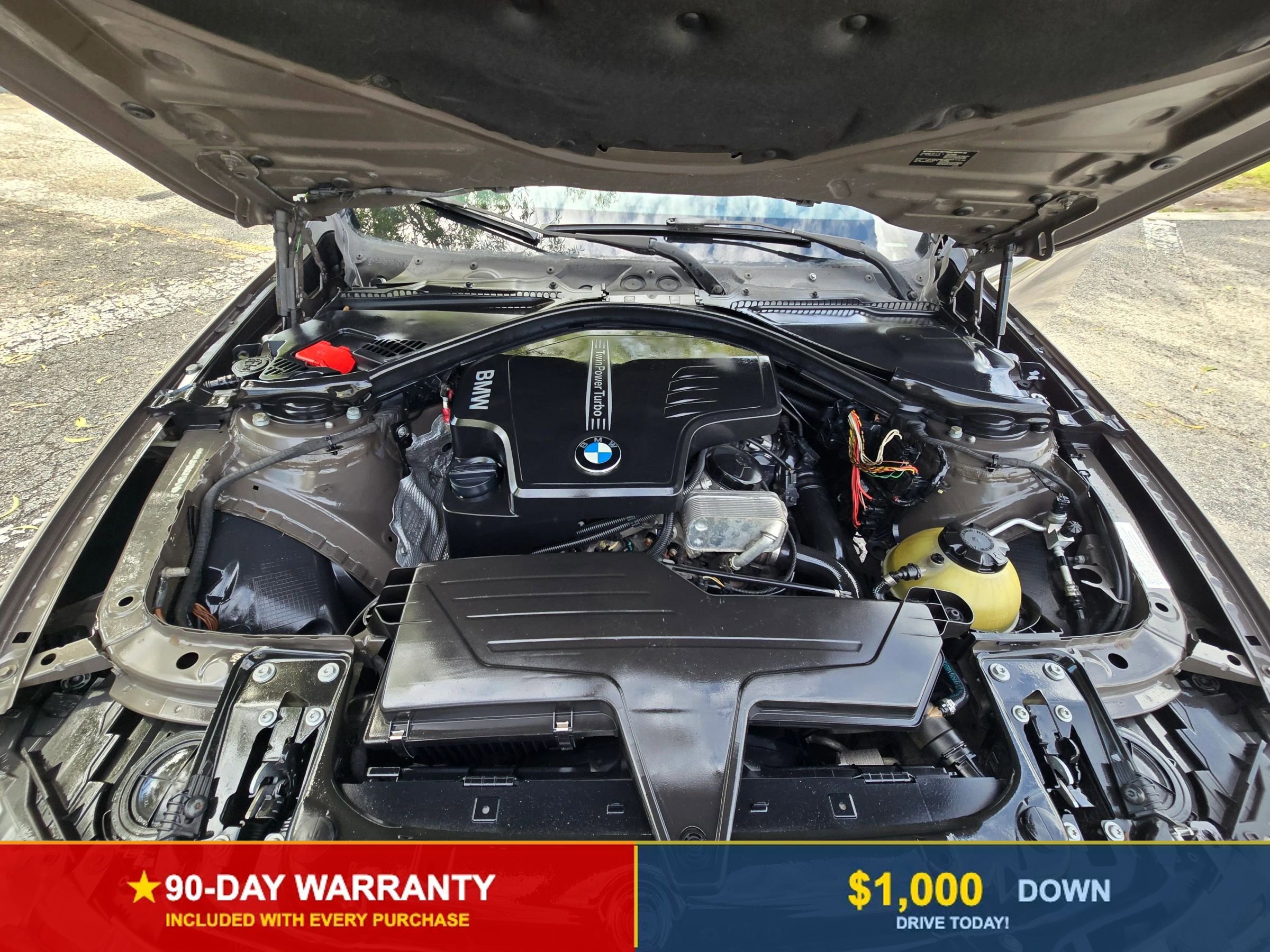 Used 2014 BMW 320i Sedan image 32