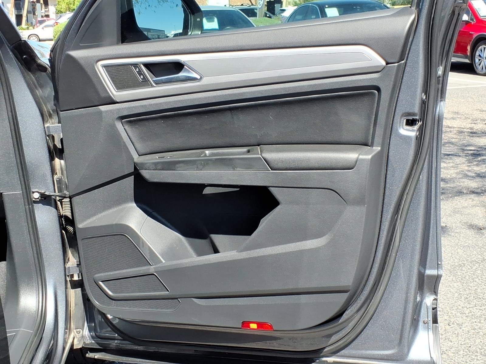 Used 2019 Volkswagen Atlas SE image 15