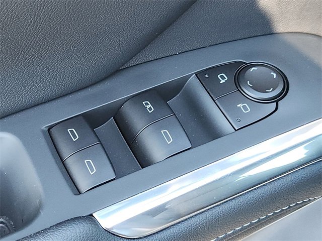 Used 2026 Chevrolet Traverse LT w/ Driver Confidence Package image 21