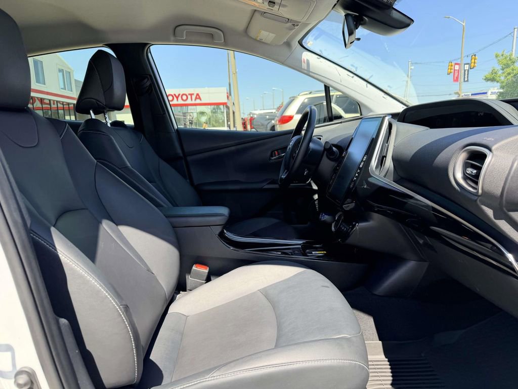 Certified 2021 Toyota Prius Prime XLE image 14