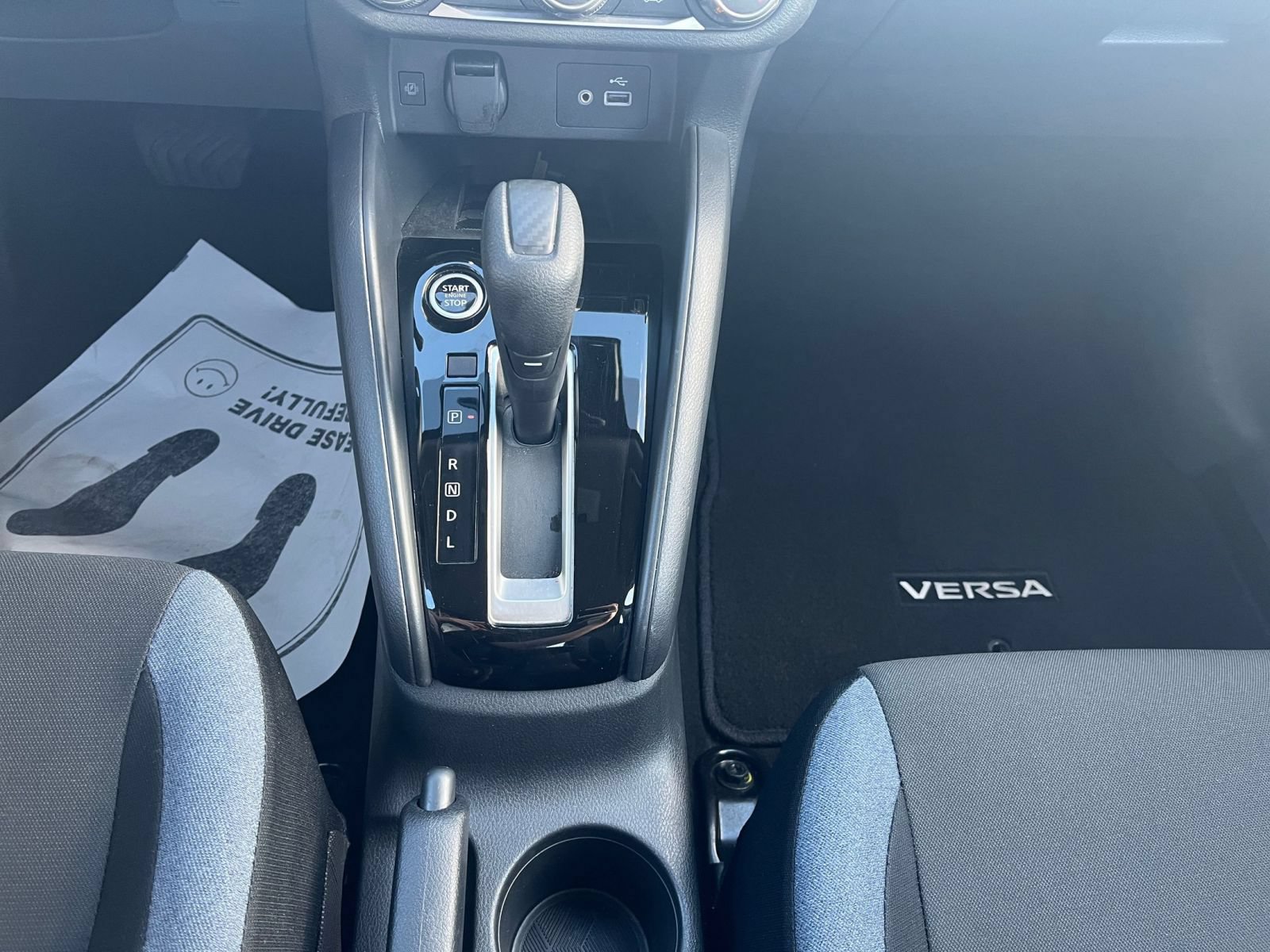Used 2025 Nissan Versa SV FWD image 41
