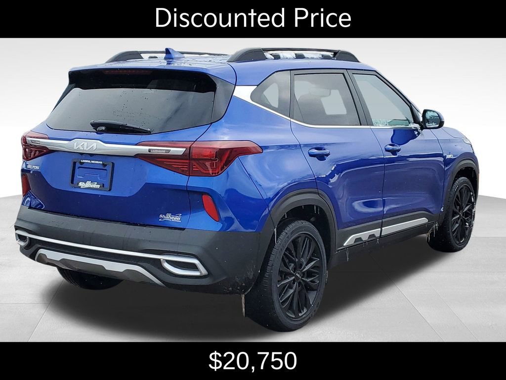 Used 2023 Kia Seltos Nightfall Edition image 3