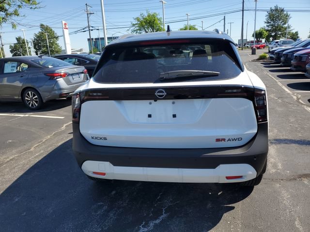 New 2026 Nissan Kicks SR w/ SR Premium Package AWD/4WD image 6