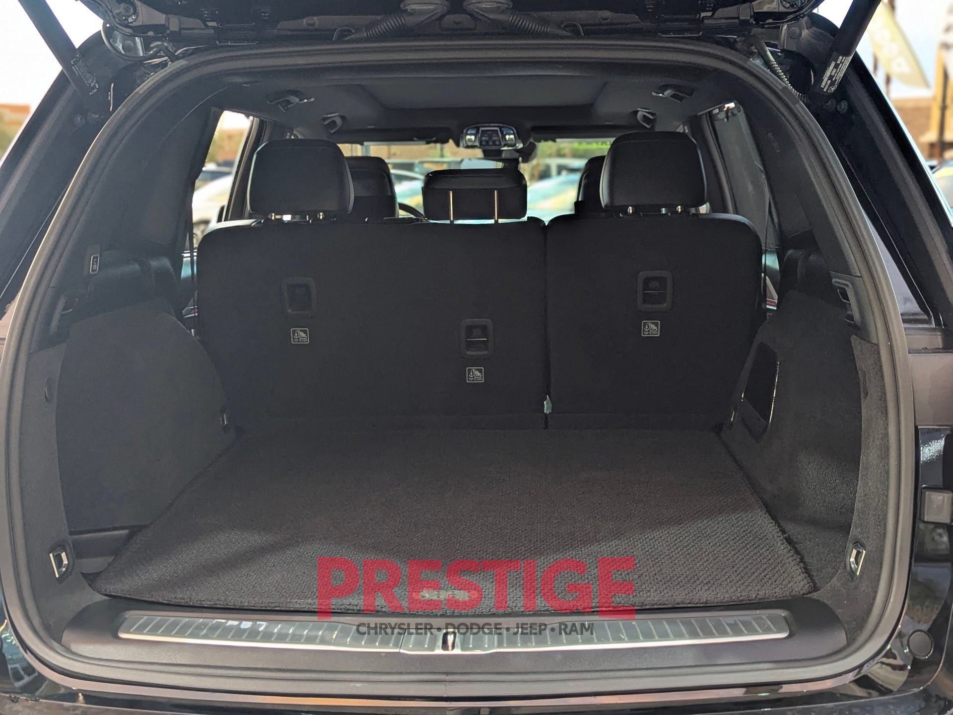 Used 2024 Jeep Grand Cherokee Summit w/ Adv Protech Group IV AWD/4WD image 9