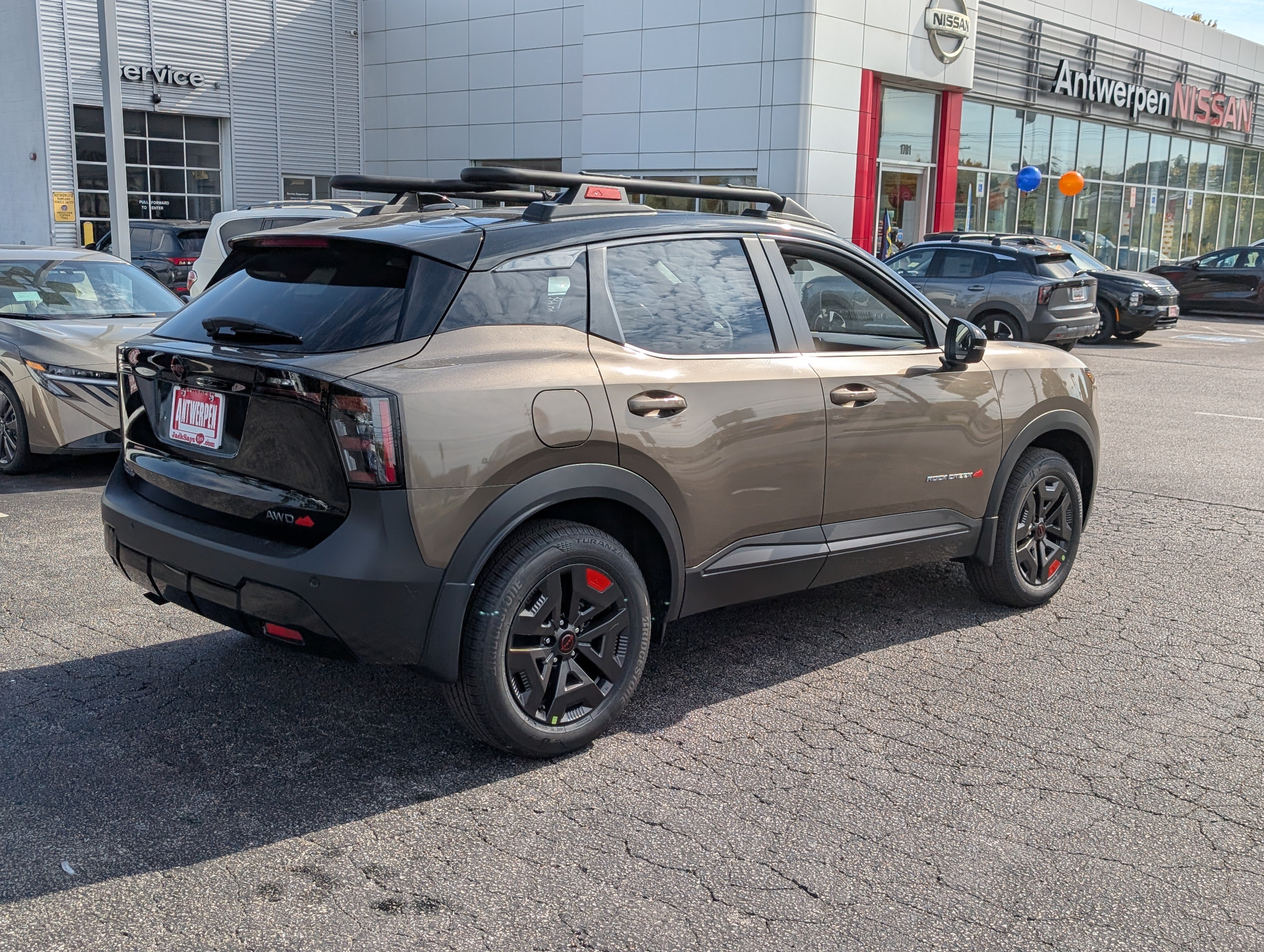New 2027 Nissan Kicks SV AWD/4WD image 3