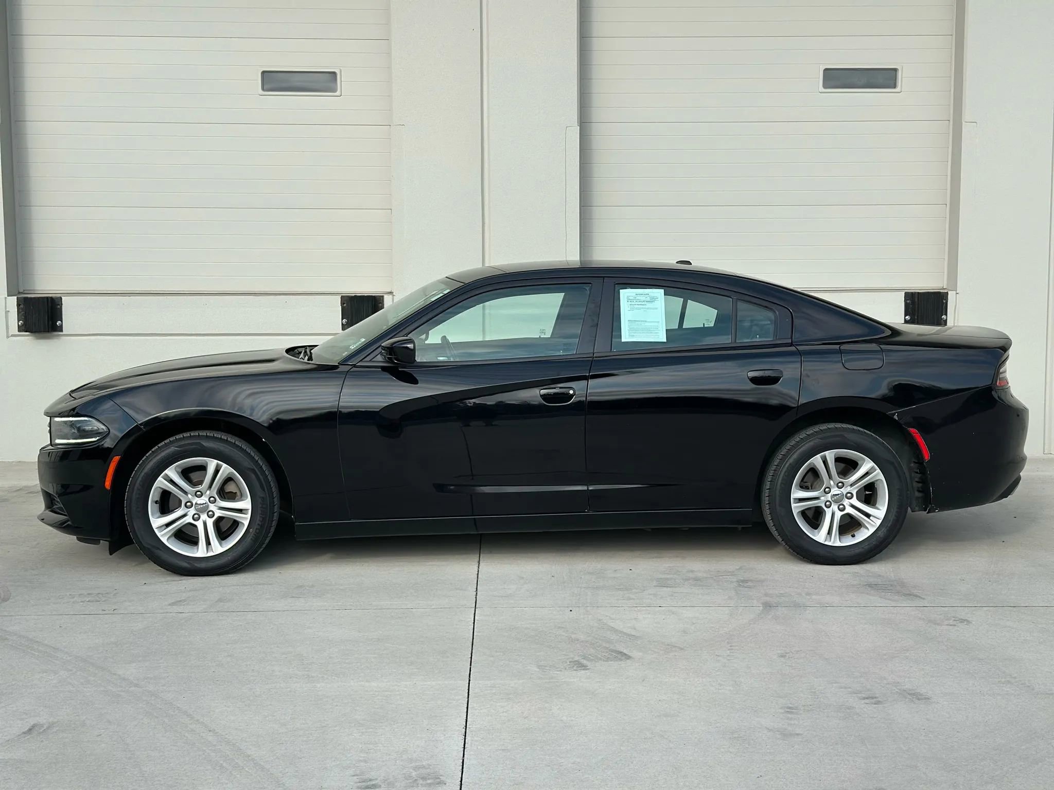 Used 2020 Dodge Charger SXT w/ Leather Interior Group image 2