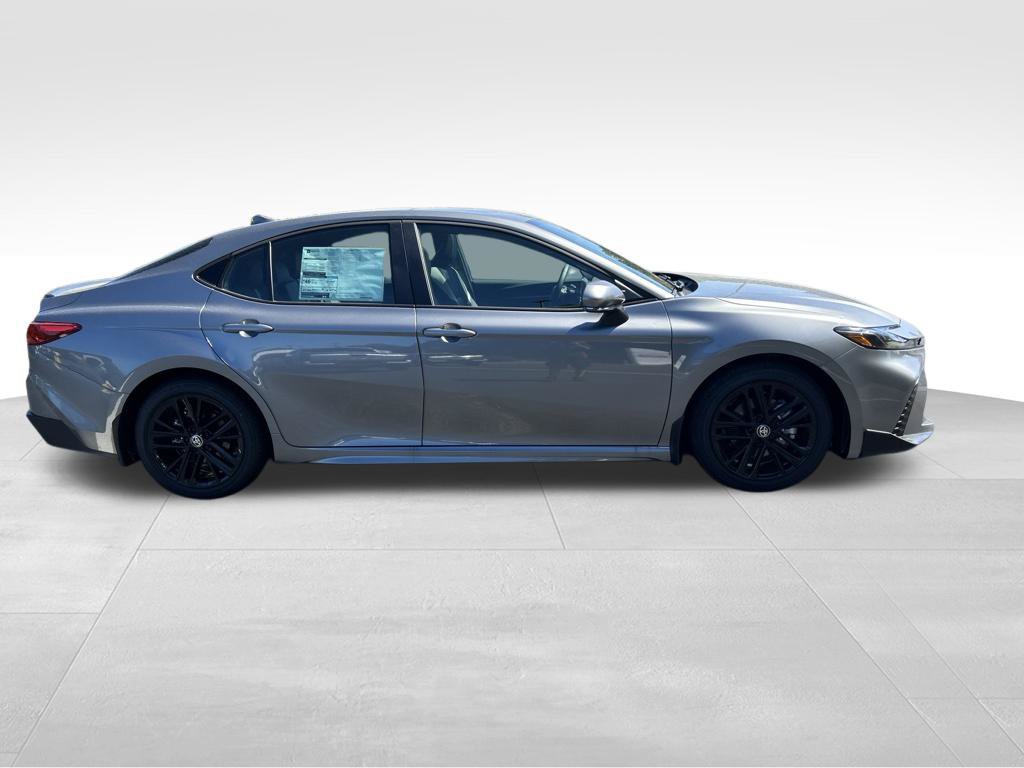 New 2026 Toyota Camry SE FWD image 6