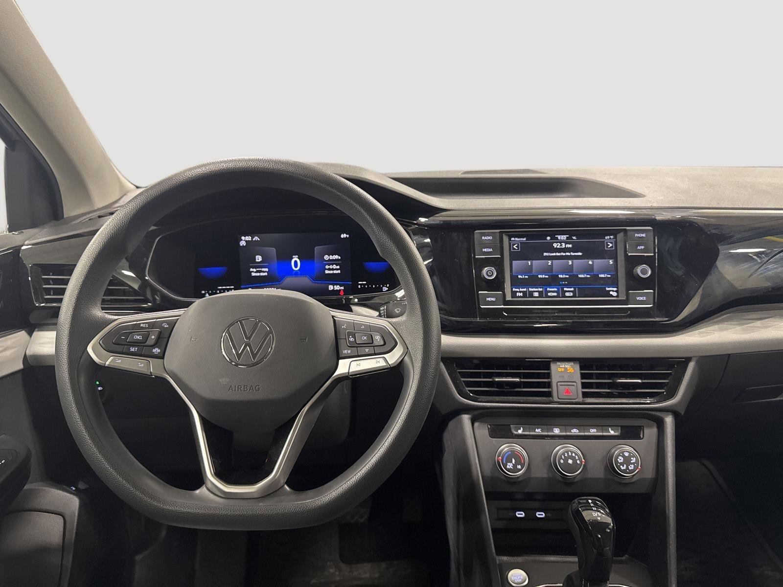 Used 2022 Volkswagen Taos S AWD/4WD image 15