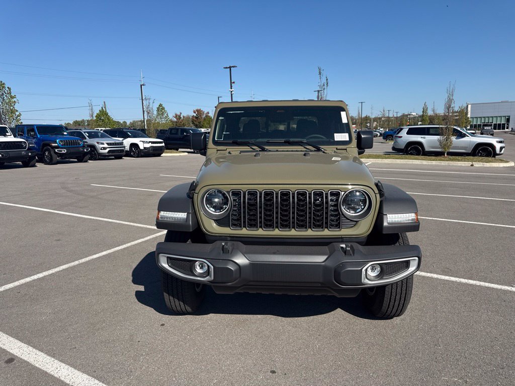 New 2026 Jeep Gladiator Sport w/ Dual Top Group AWD/4WD image 2