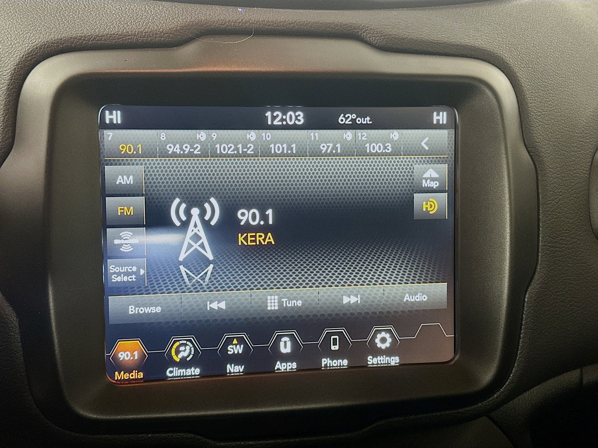 Used 2023 Jeep Renegade Latitude image 21