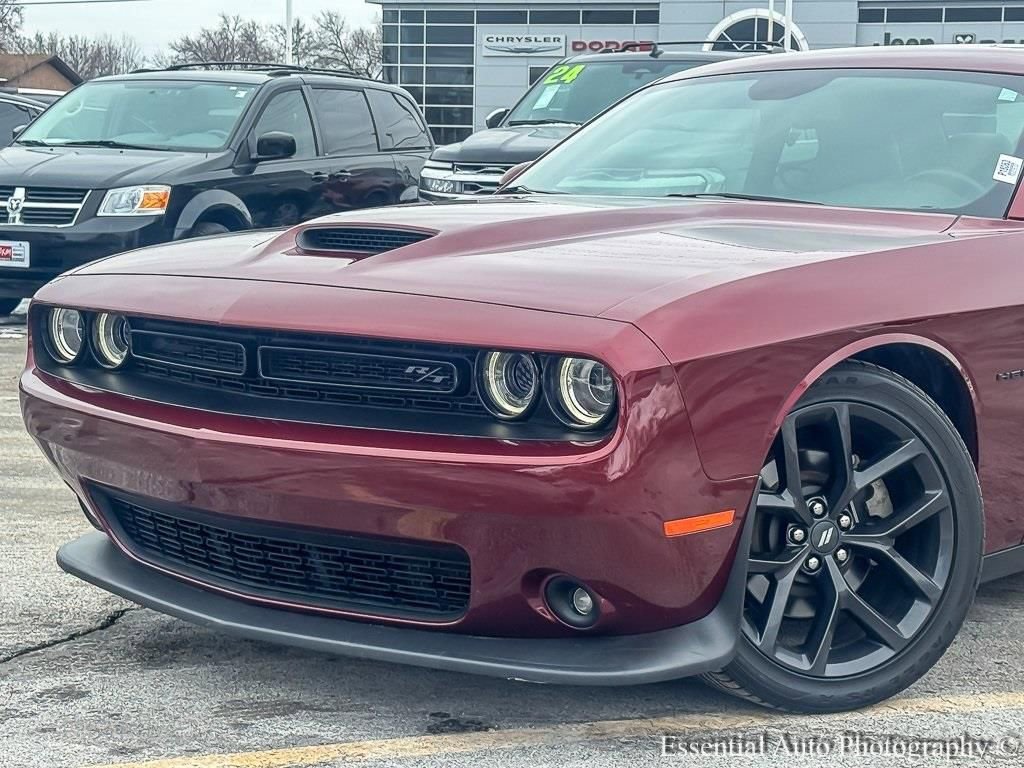 Used 2022 Dodge Challenger R/T w/ Plus Package image 3