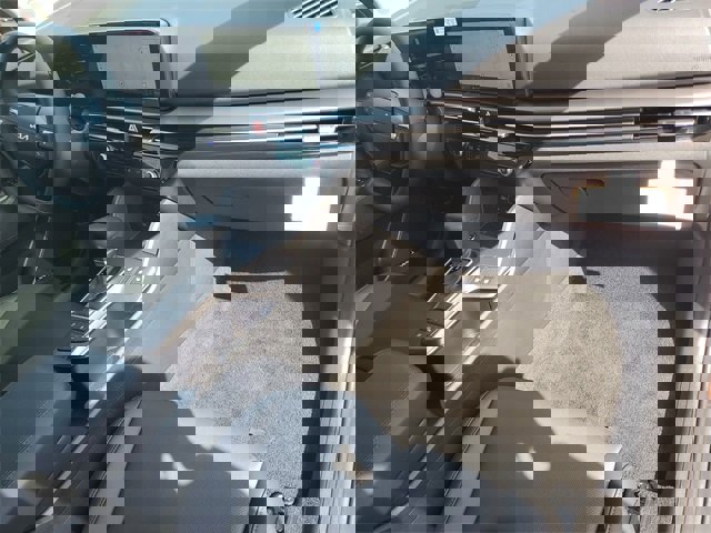 New 2026 Kia Sportage SX image 11