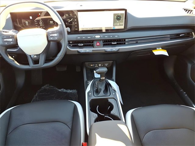 New 2025 Kia K4 GT-Line w/ GT-Line Premium Package image 5