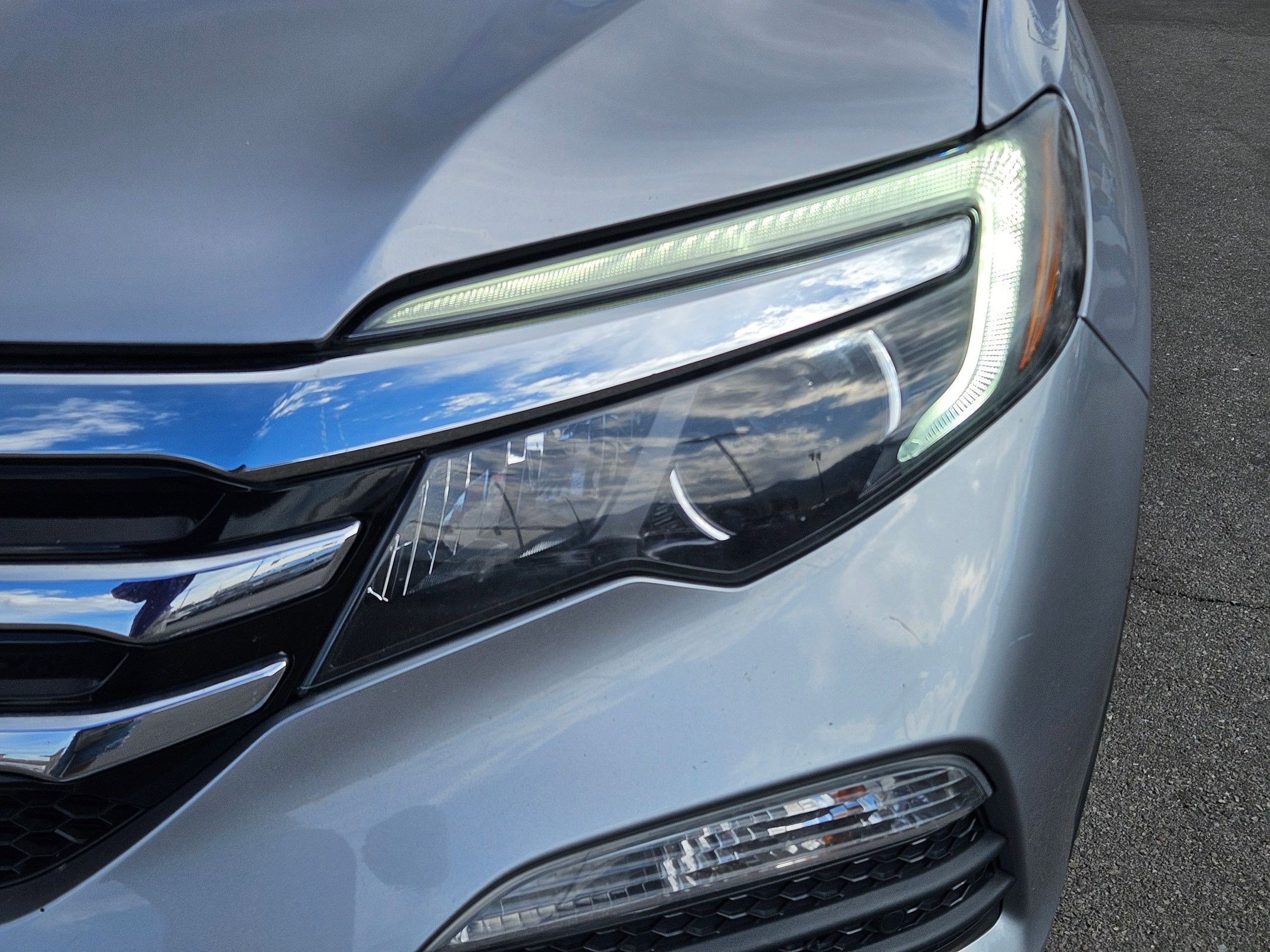 Used 2018 Honda Pilot Elite image 12