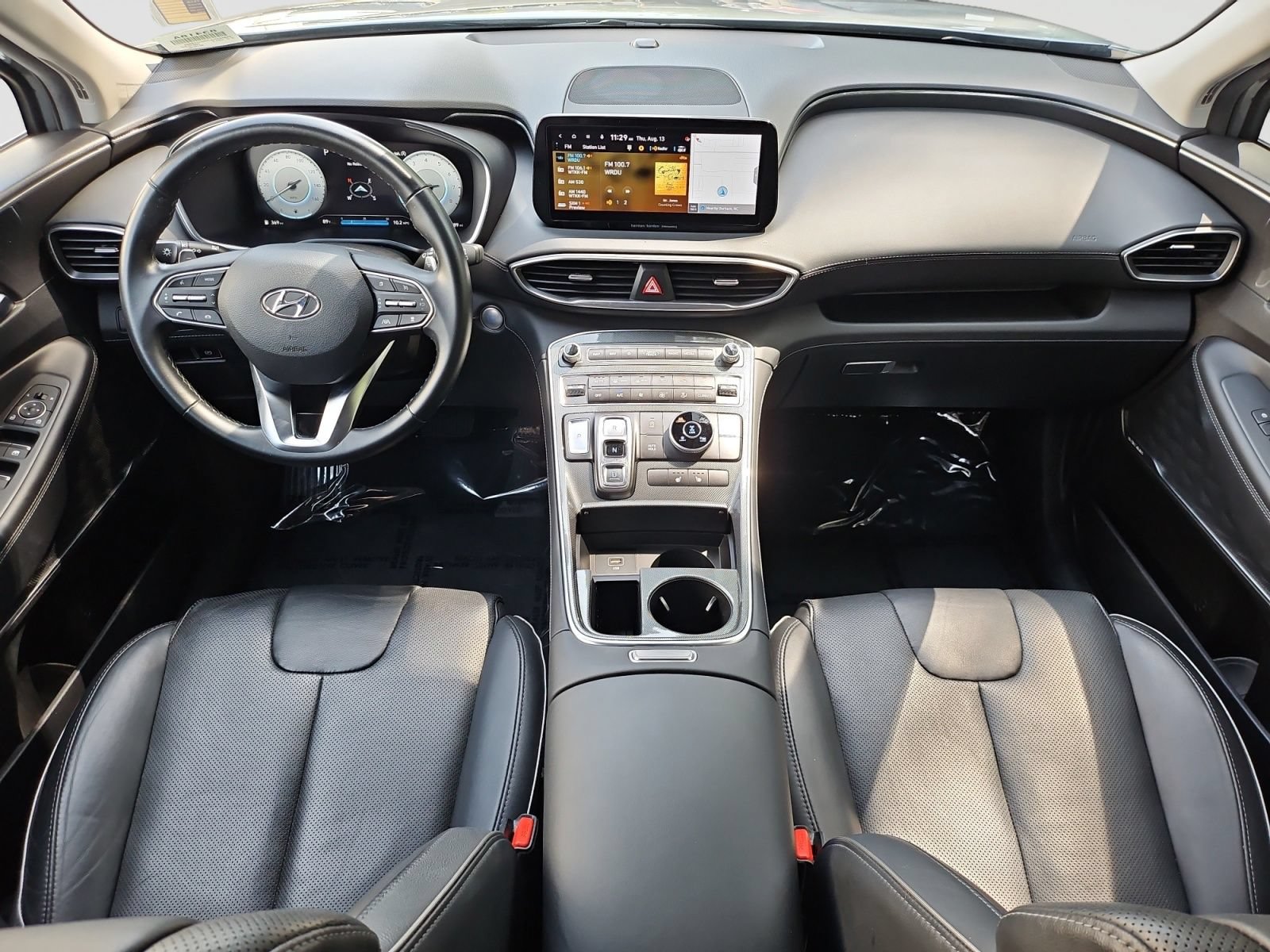 Used 2022 Hyundai Santa Fe SEL w/ Convenience + Premium Package AWD/4WD image 16