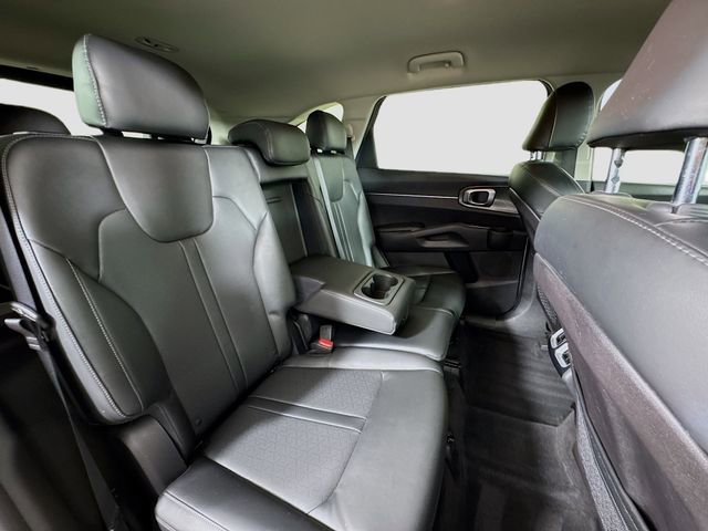 Used 2022 Kia Sorento S image 28