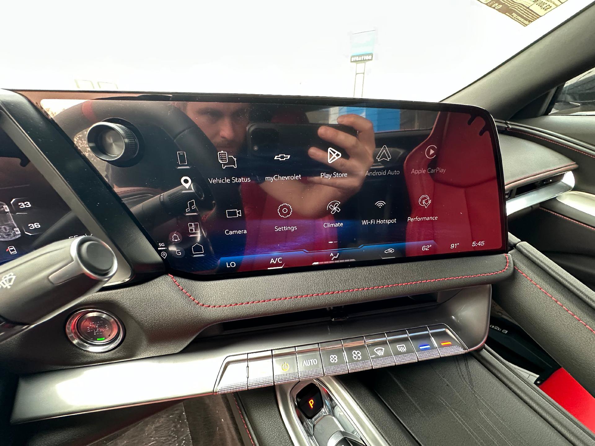 New 2027 Chevrolet Corvette Stingray Convertible w/ Battery Protection Package RWD image 17