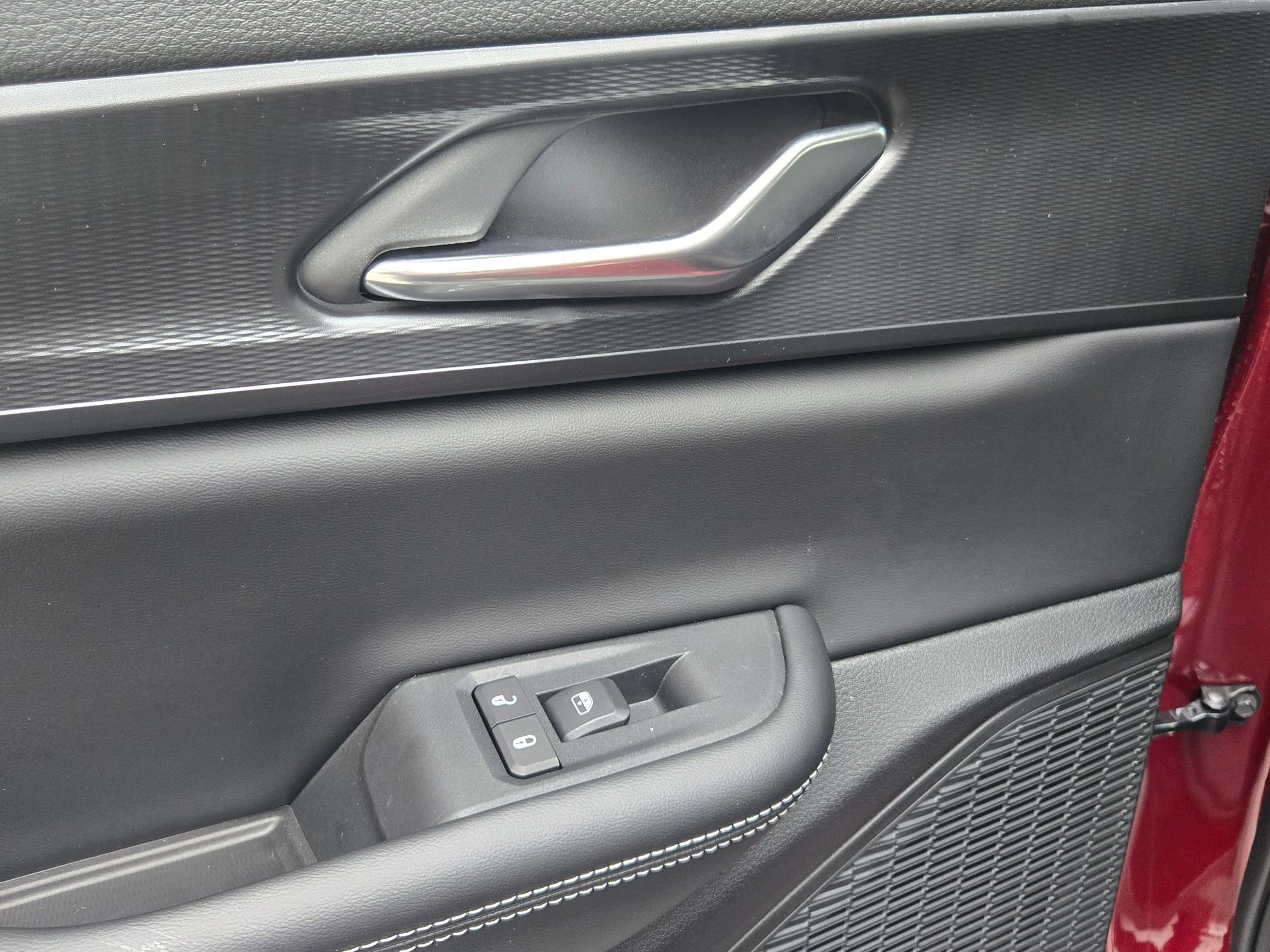 New 2025 Jeep Grand Cherokee Laredo w/ Trailer Tow Package image 25