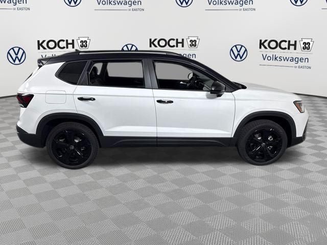 New 2026 Volkswagen Taos SE AWD/4WD image 9
