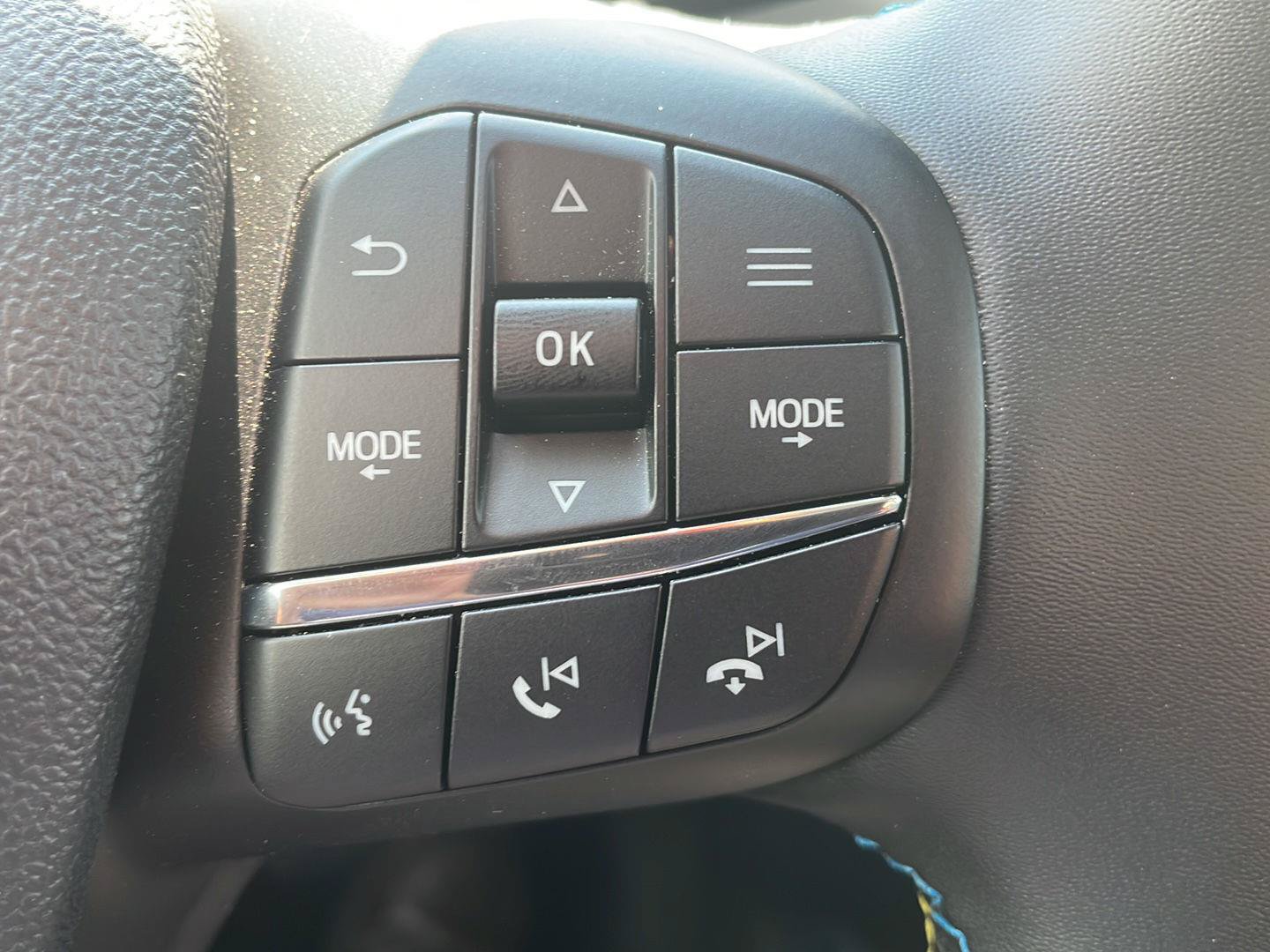 New 2026 Ford Maverick Lobo AWD/4WD image 17