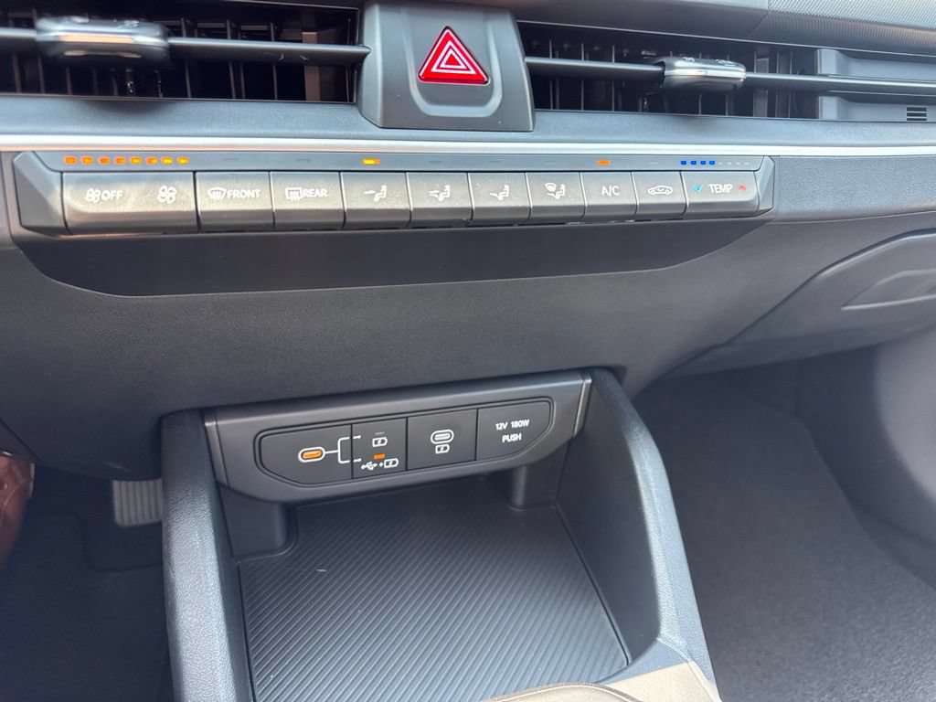 New 2026 Kia K4 FWD image 16