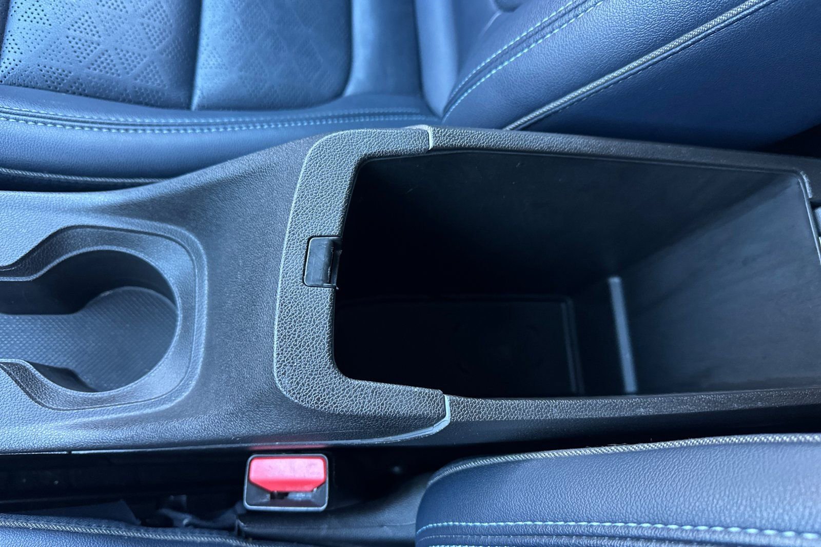 Used 2022 Chevrolet Bolt EUV Premier w/ Super Cruise Package image 31