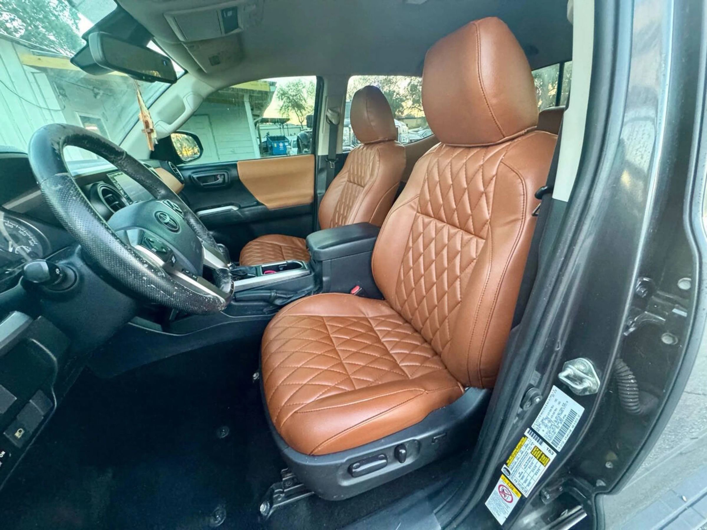 Used 2020 Toyota Tacoma SR5 image 20