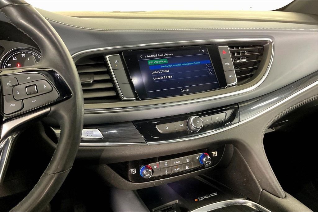 Used 2022 Buick Enclave Essence w/ Sport Touring Edition image 9