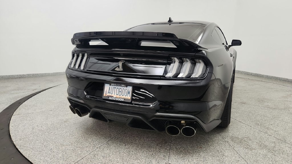 Used 2020 Ford Mustang Shelby GT500 w/ Technology Package RWD image 21
