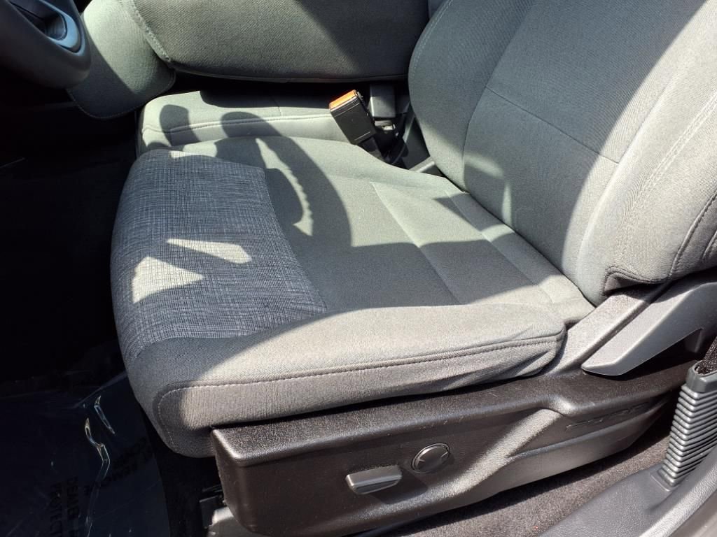 Used 2023 Ford F150 XLT image 15