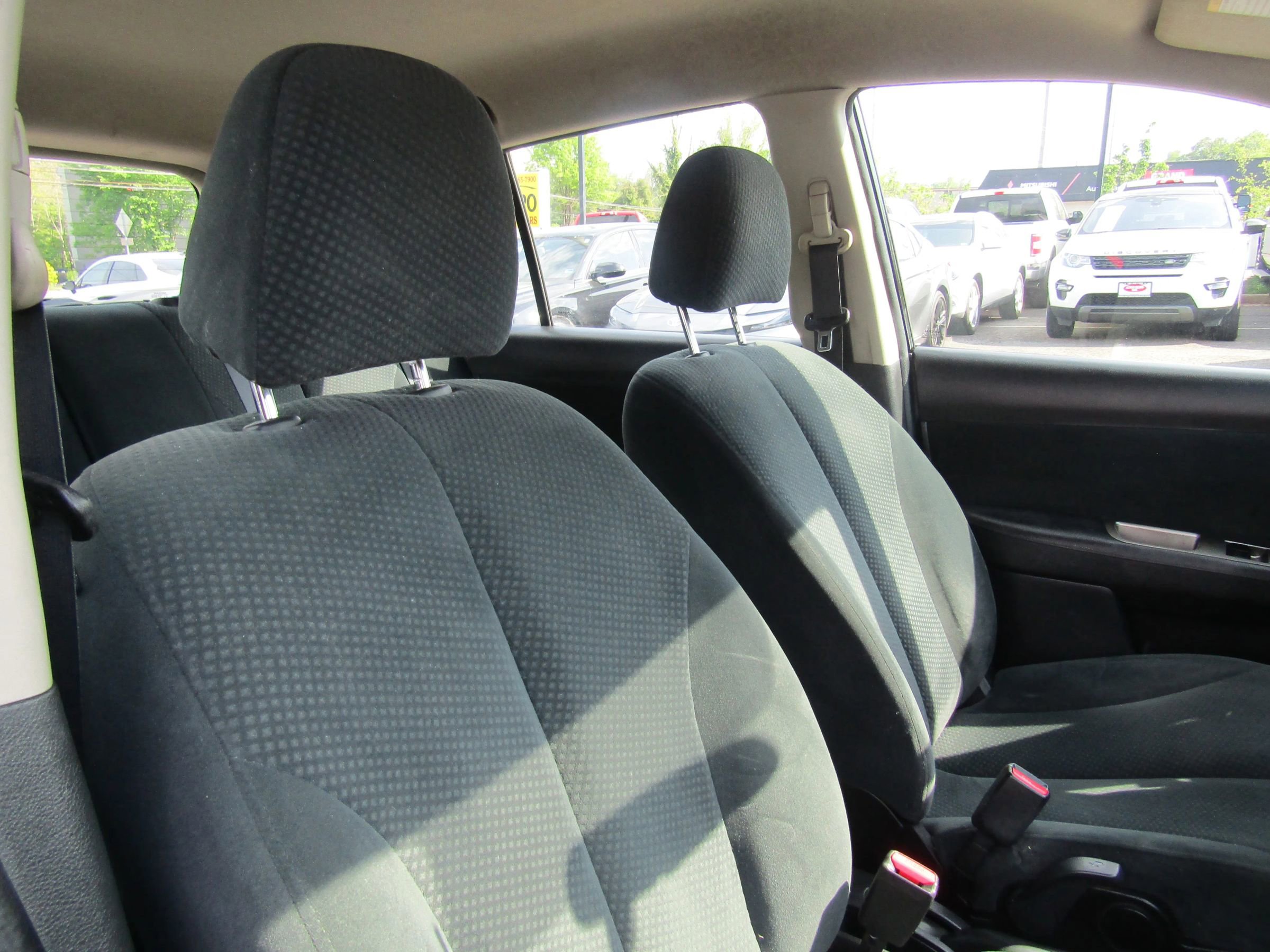 Used 2012 Nissan Versa 1.8 S w/ Plus Pkg FWD image 13