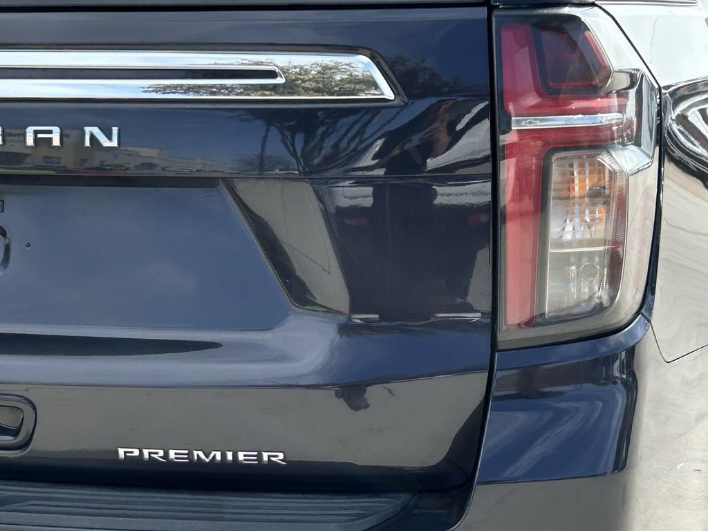 Used 2024 Chevrolet Suburban Premier AWD/4WD image 7