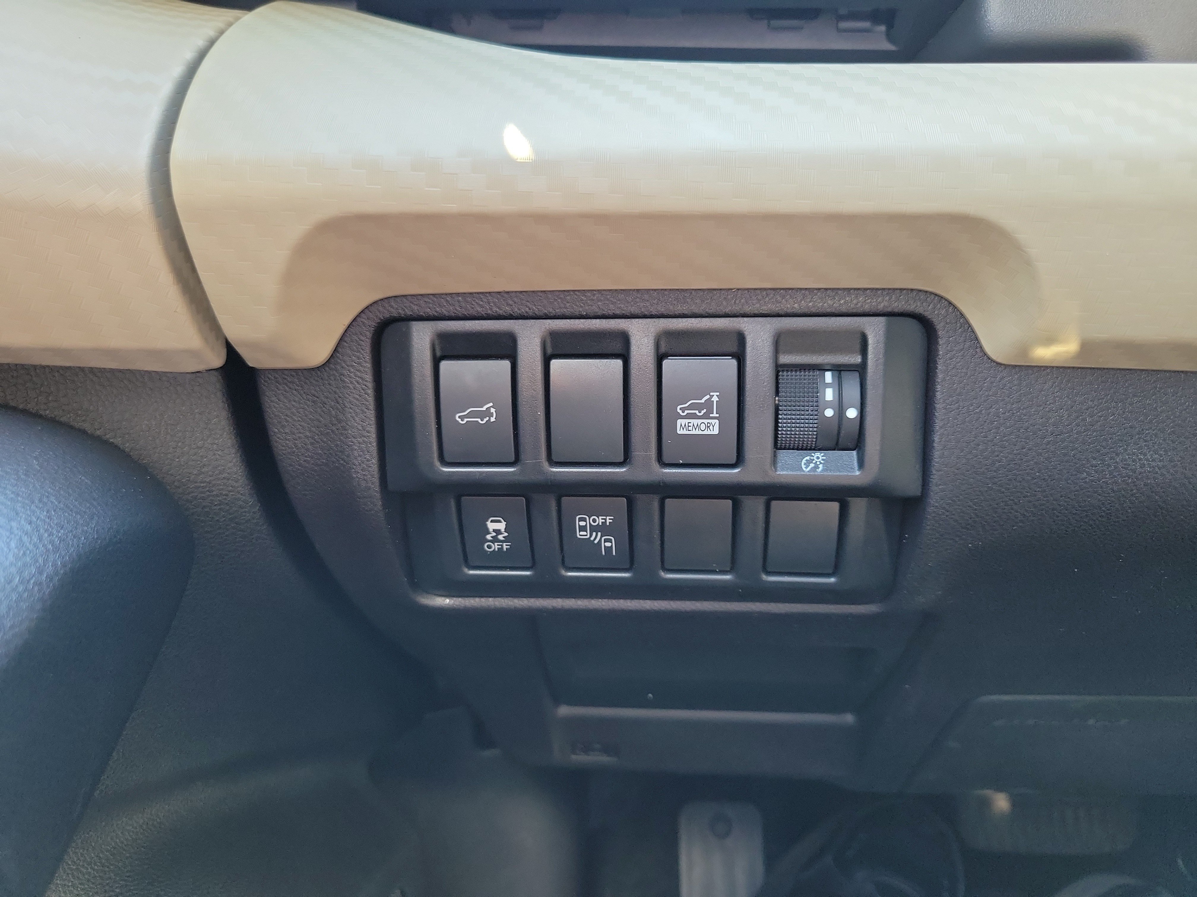 Used 2019 Subaru Ascent Premium AWD/4WD image 32