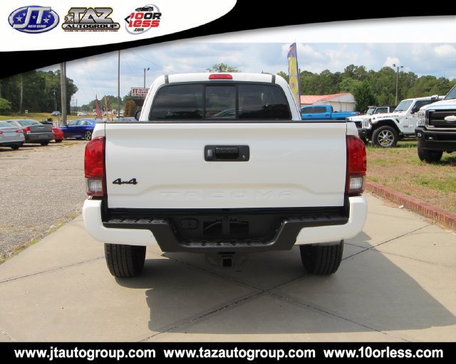 Used 2019 Toyota Tacoma SR w/ SX Package AWD/4WD image 6