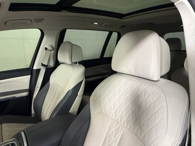 Used 2024 BMW ALPINA XB7 image 14