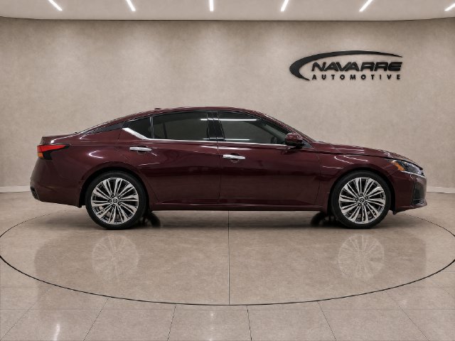 Used 2024 Nissan Altima 2.5 SL FWD image 10