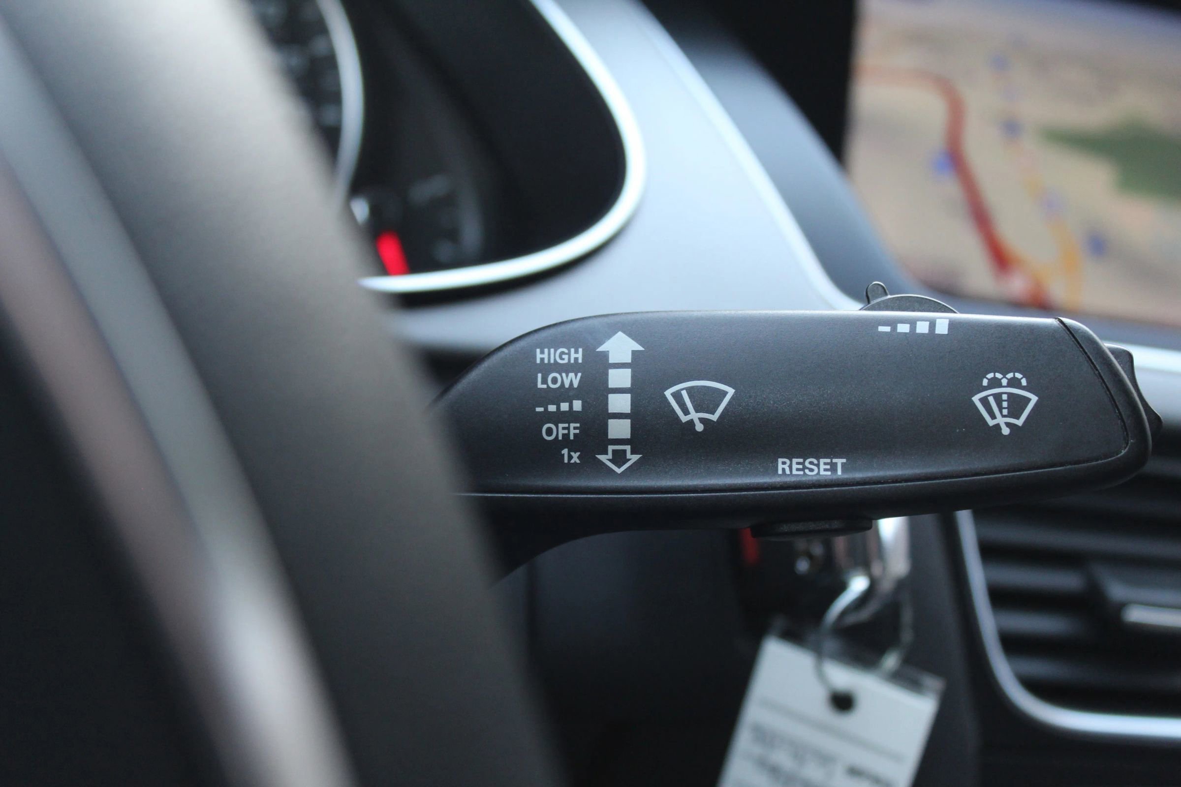 Used 2015 Audi A4 2.0T Premium w/ Audi MMI Navigation image 29