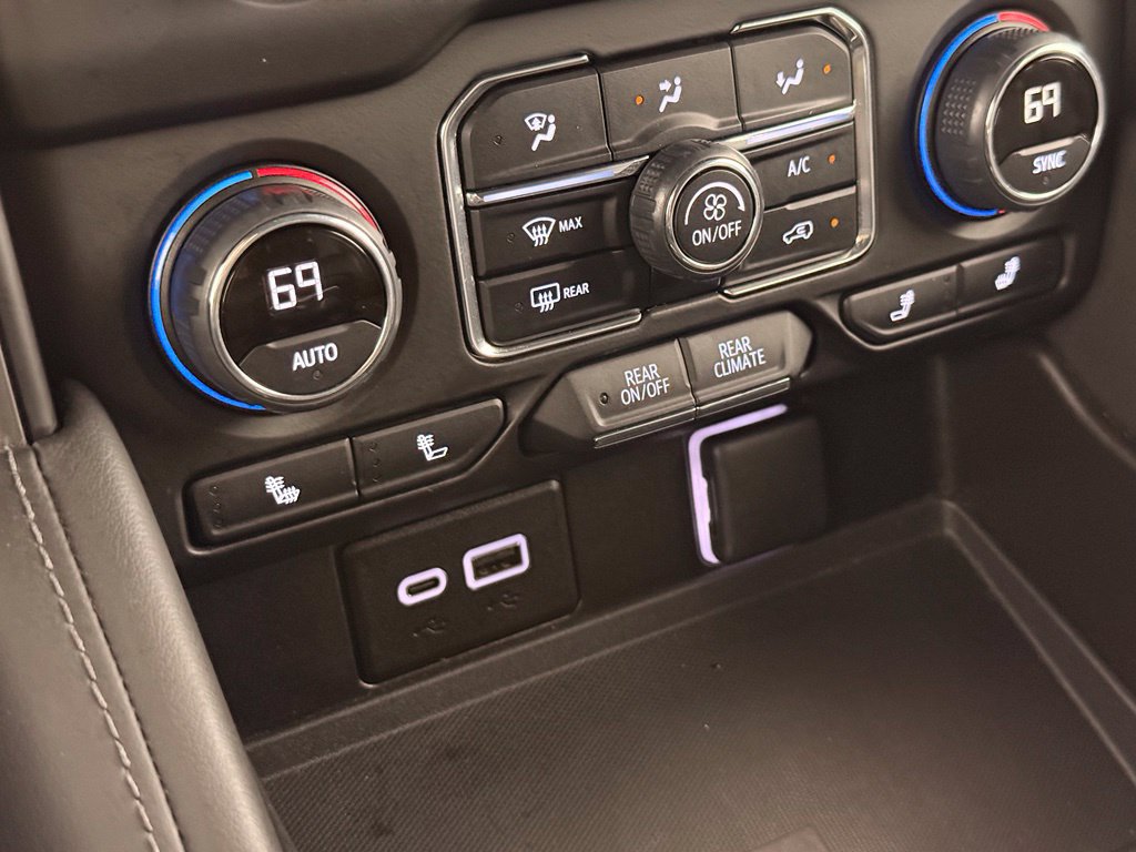 Used 2024 Chevrolet Tahoe LT AWD/4WD image 43