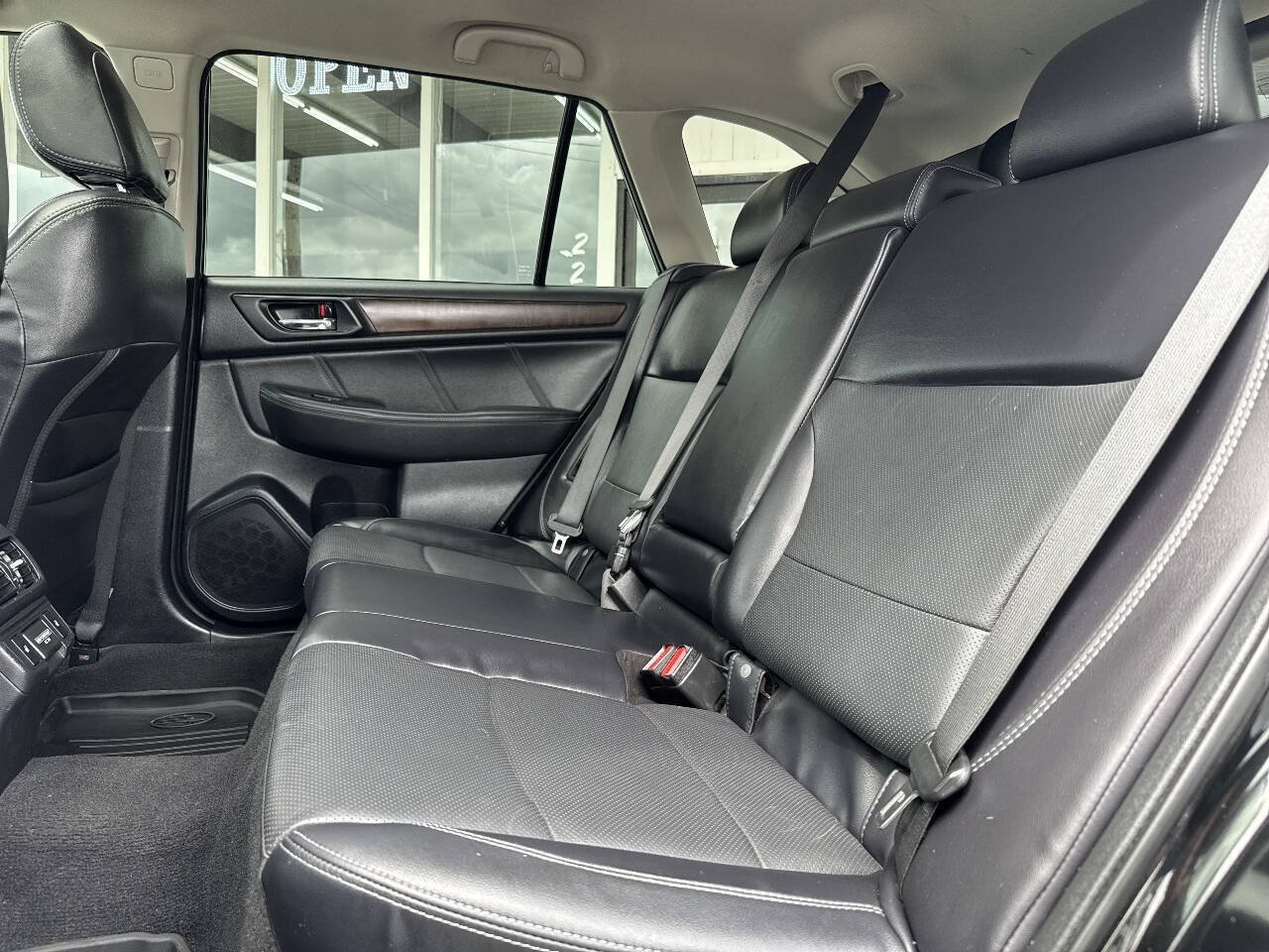 Used 2018 Subaru Outback 2.5i Limited w/ Popular Package #2 AWD/4WD image 27