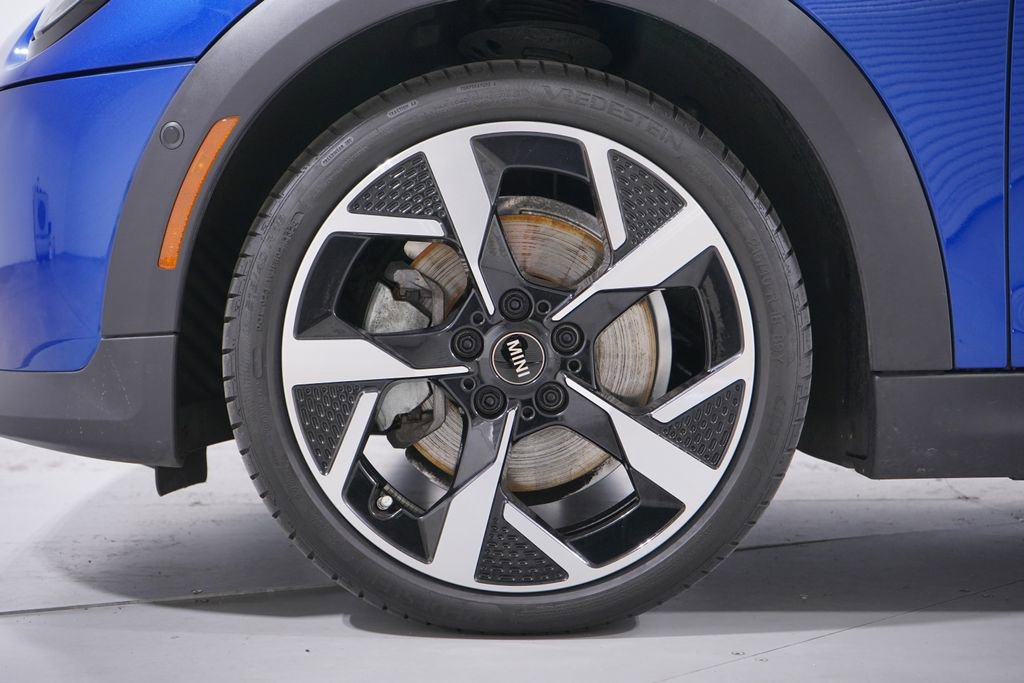 Used 2025 MINI Cooper S image 2