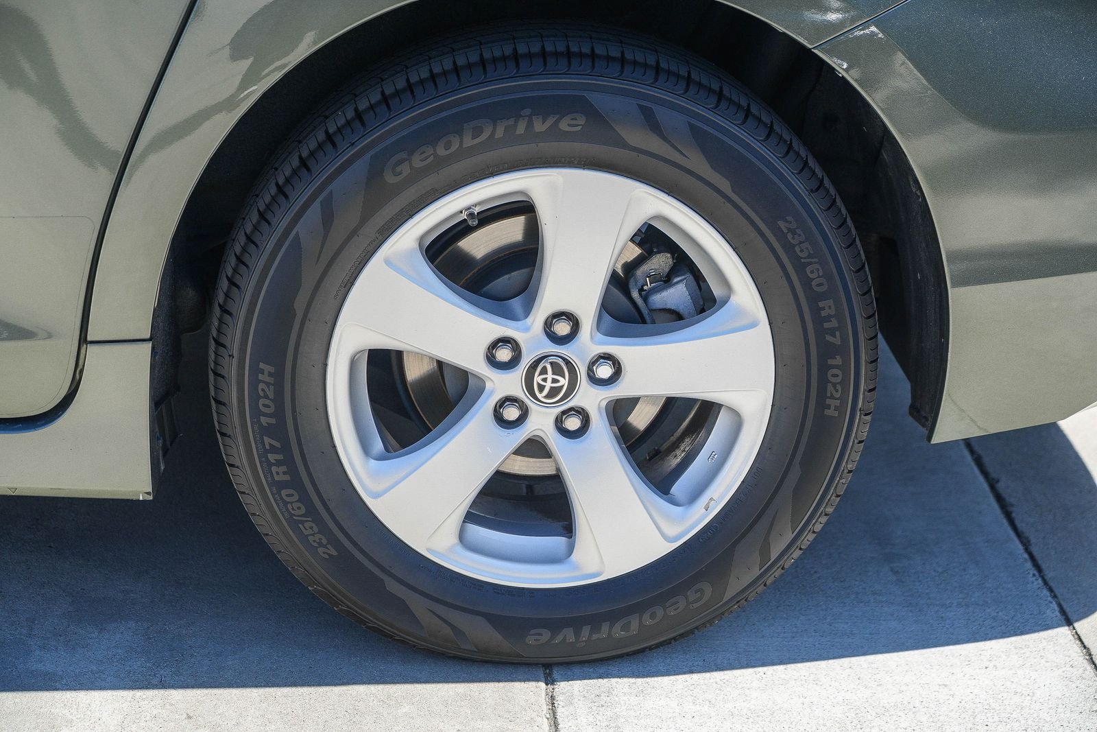 Certified 2020 Toyota Sienna LE w/ Carpet Mat Package FWD image 10