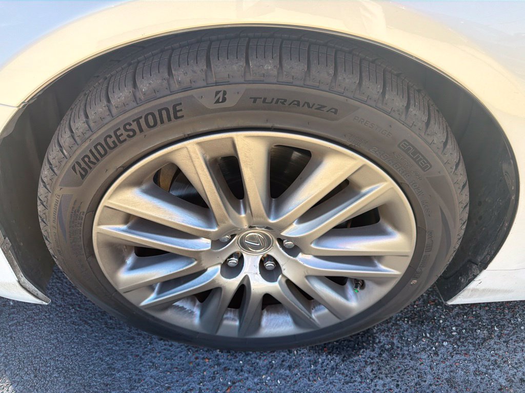 Used 2017 Lexus LS 460 w/ Comfort Package RWD image 5